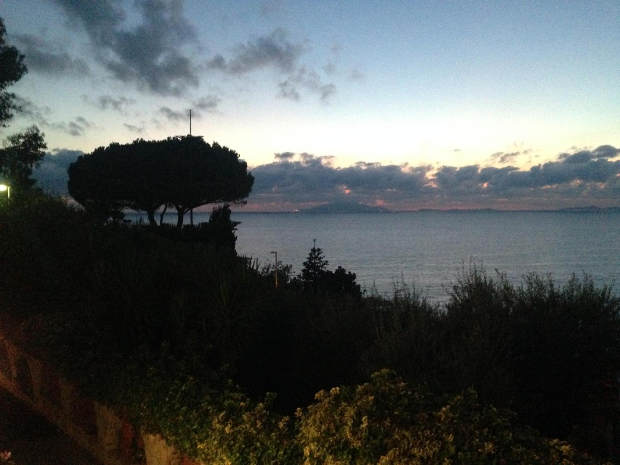 Apartamento Bilocale Panoramico “Lo Sguardo” Massa Lubrense Exterior foto